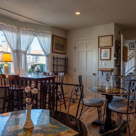 A Cape Cod Ocean Manor Inn Hyannis Exterior photo